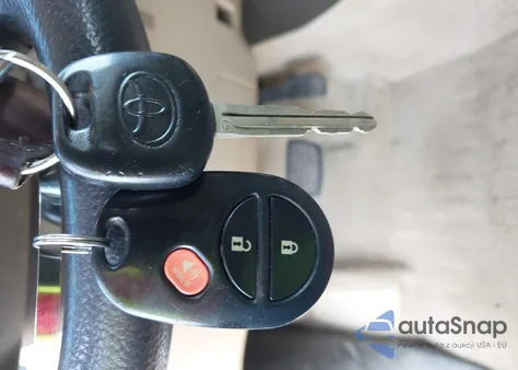 2010 Toyota Tundra Grade 4.6L V8 из США, поврежденный, VIN 5TFRM5F19AX017221